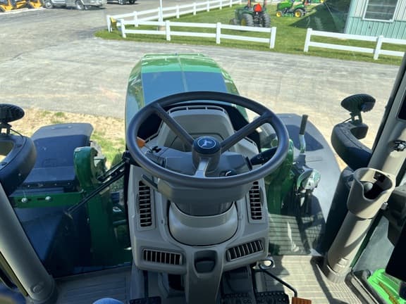 Image of John Deere 6R 175 equipment image 3
