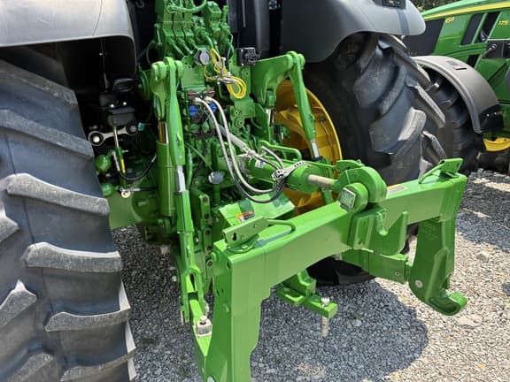 Image of John Deere 6R 175 equipment image 2