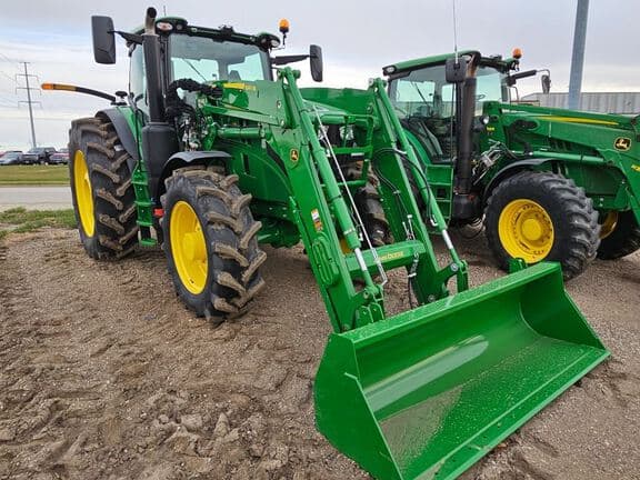 Image of John Deere 6R 175 equipment image 4