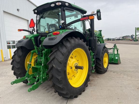 Image of John Deere 6R 175 equipment image 2