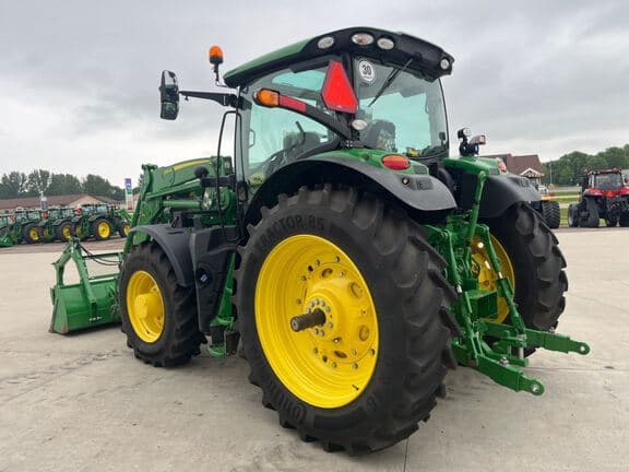 Image of John Deere 6R 175 equipment image 4