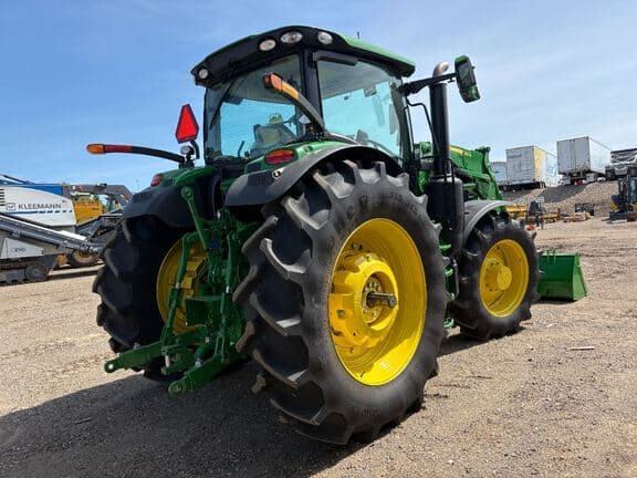 Image of John Deere 6R 175 equipment image 4