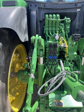 Image of John Deere 6R 175 equipment image 4