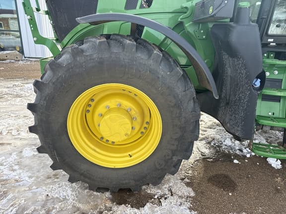 Image of John Deere 6R 175 equipment image 4