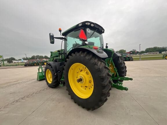 Image of John Deere 6R 175 equipment image 4