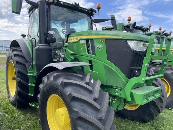 Image of John Deere 6R 175 equipment image 4