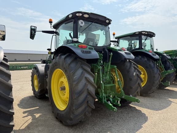 Image of John Deere 6R 175 equipment image 4