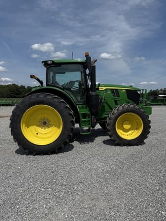 Image of John Deere 6R 175 equipment image 4