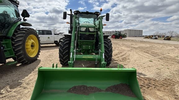 Image of John Deere 6R 195 equipment image 4