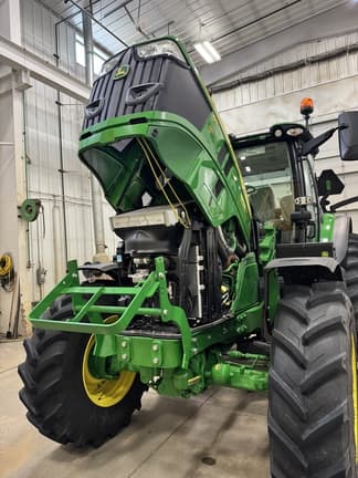 Image of John Deere 6R 195 equipment image 2