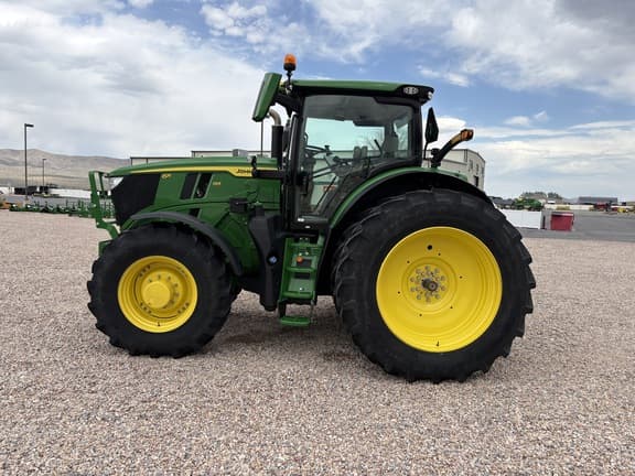 Image of John Deere 6R 195 equipment image 1