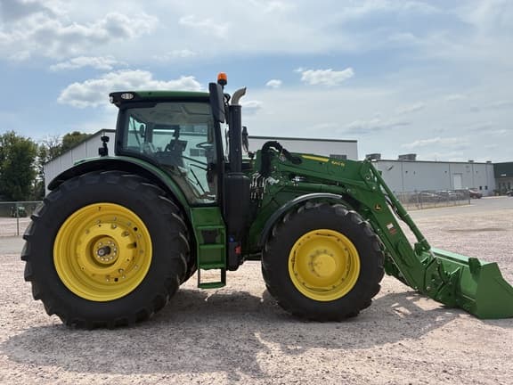 Image of John Deere 6R 195 equipment image 1