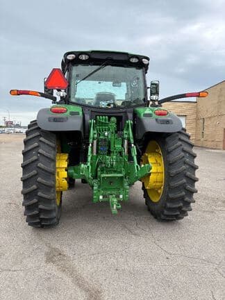 Image of John Deere 6R 195 equipment image 2