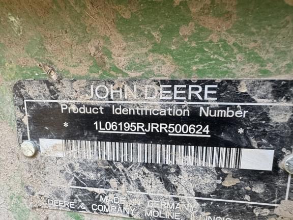 Image of John Deere 6R 195 equipment image 1