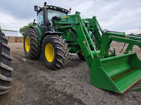 Image of John Deere 6R 195 Primary image