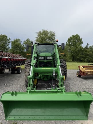 Image of John Deere 6R 195 equipment image 1
