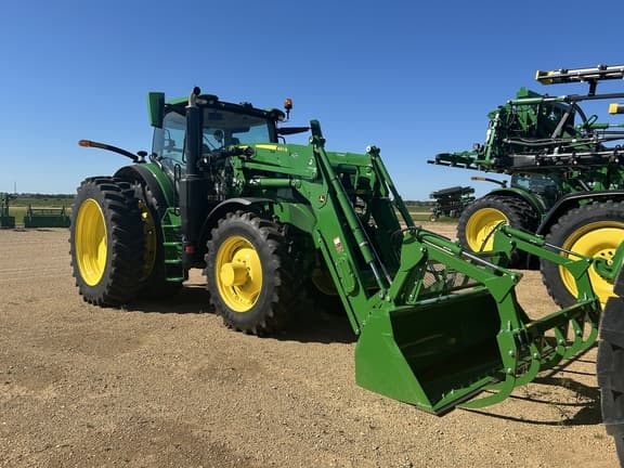 Image of John Deere 6R 195 equipment image 1