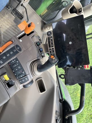 Image of John Deere 6R 195 equipment image 3