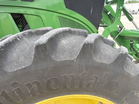 Image of John Deere 6R 215 equipment image 4