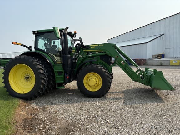 Image of John Deere 6R 215 equipment image 3