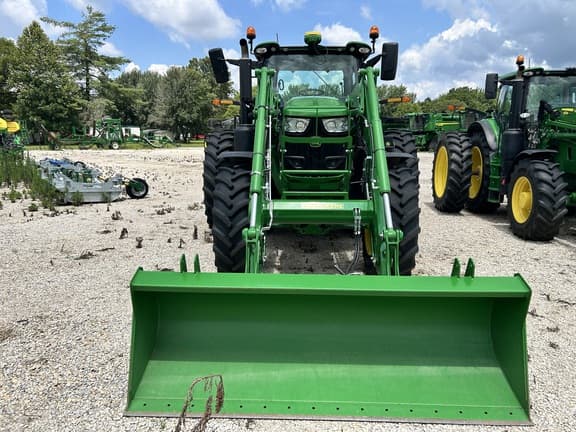 Image of John Deere 6R 215 equipment image 3