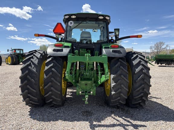 Image of John Deere 6R 215 equipment image 3