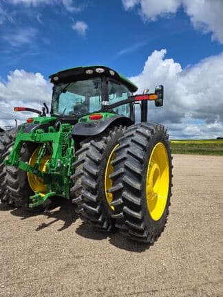 Image of John Deere 6R 215 equipment image 4