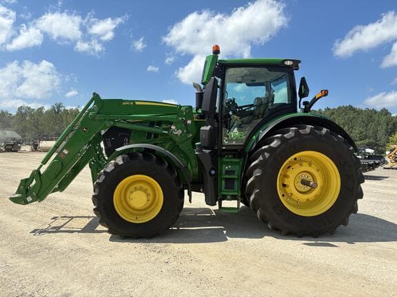 Image of John Deere 6R 250 equipment image 2