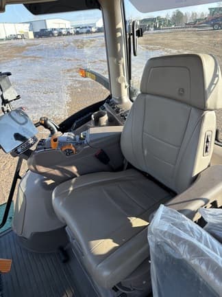 Image of John Deere 6R 250 equipment image 4
