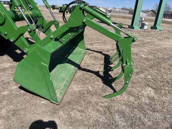 Image of John Deere 700M equipment image 2