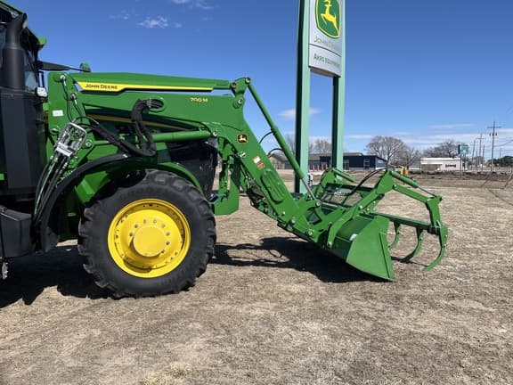 Image of John Deere 700M Primary image