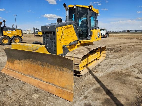 2025 John Deere 700P Equipment Image0