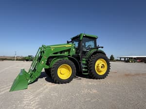 2025 John Deere 7R 210 Image