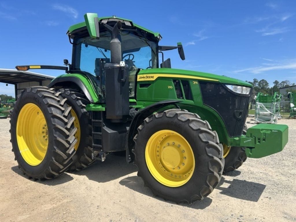 2025 John Deere 7R 210 Equipment Image0