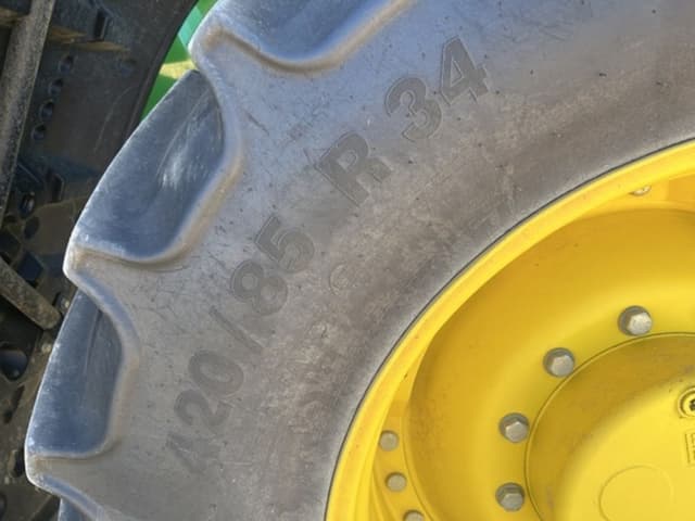 Image of John Deere 7R 210 equipment image 4