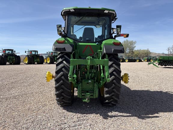 Image of John Deere 7R 210 equipment image 3