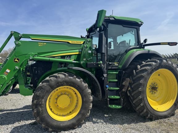 Image of John Deere 7R 210 equipment image 3