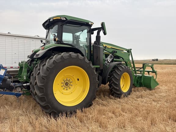 Image of John Deere 7R 230 equipment image 1