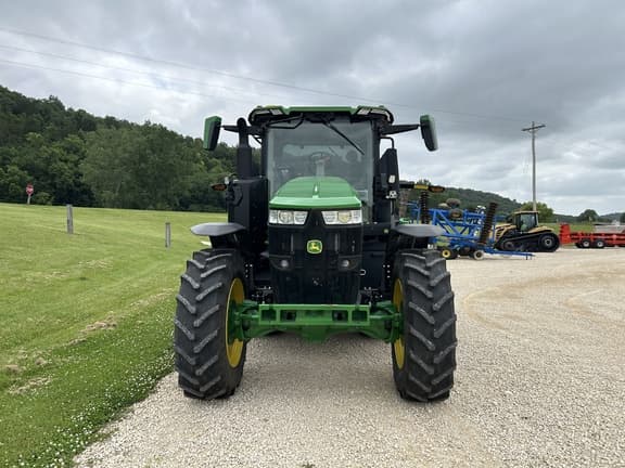 Image of John Deere 7R 230 equipment image 3