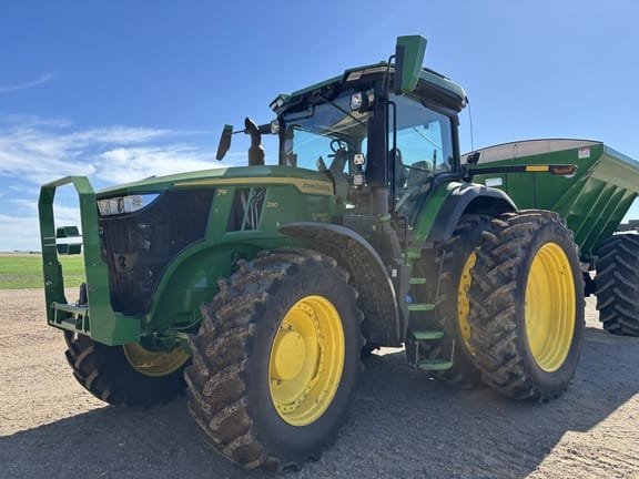 2025 John Deere 7R 230 Equipment Image0