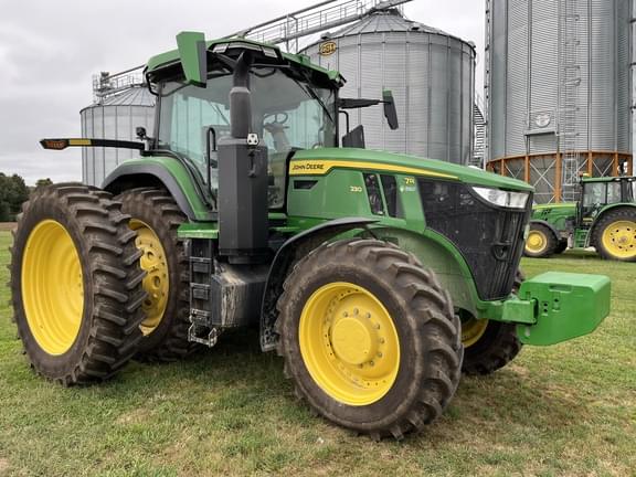 Image of John Deere 7R 230 equipment image 1