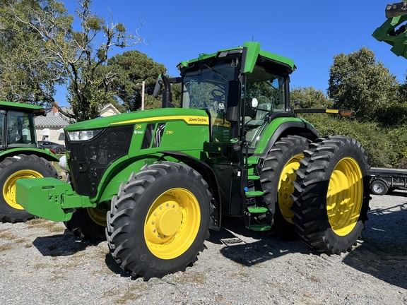 2025 John Deere 7R 230 Equipment Image0