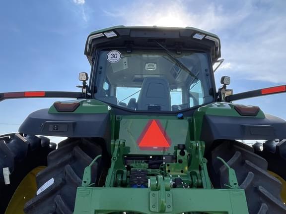 Image of John Deere 7R 230 equipment image 3