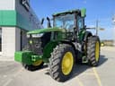 2025 John Deere 7R 230 Image