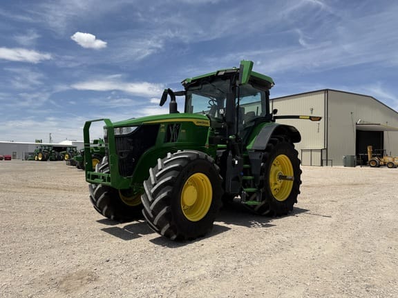 2025 John Deere 7R 230 Equipment Image0