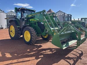 2025 John Deere 7R 250 Image