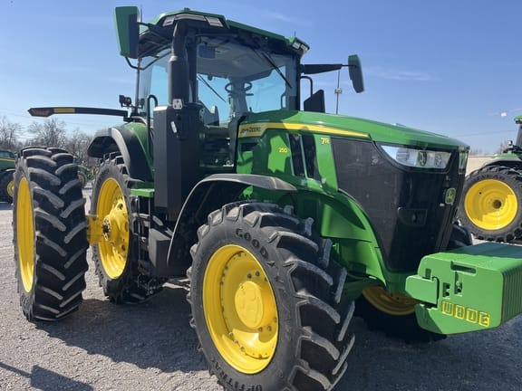 2025 John Deere 7R 250 Equipment Image0