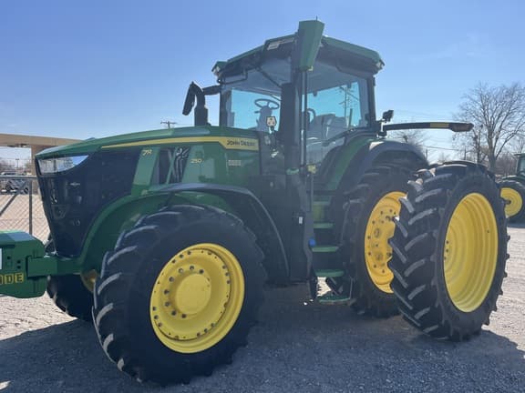 Image of John Deere 7R 250 equipment image 1