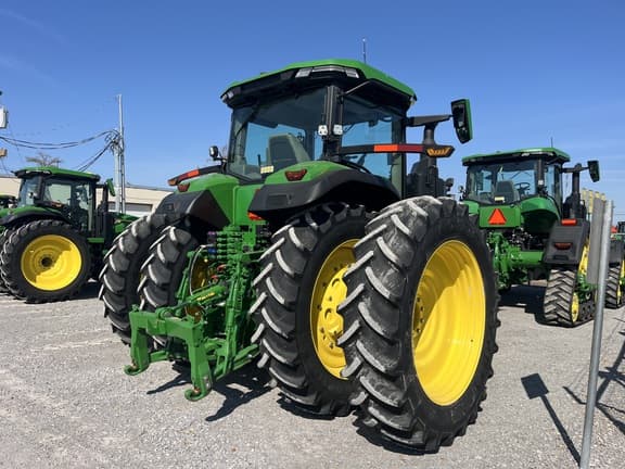 Image of John Deere 7R 250 equipment image 3