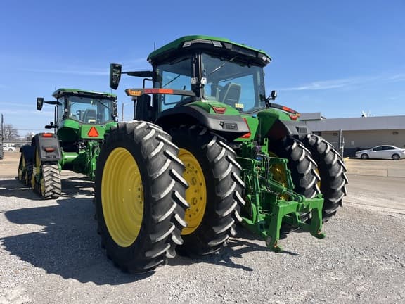 Image of John Deere 7R 250 equipment image 2